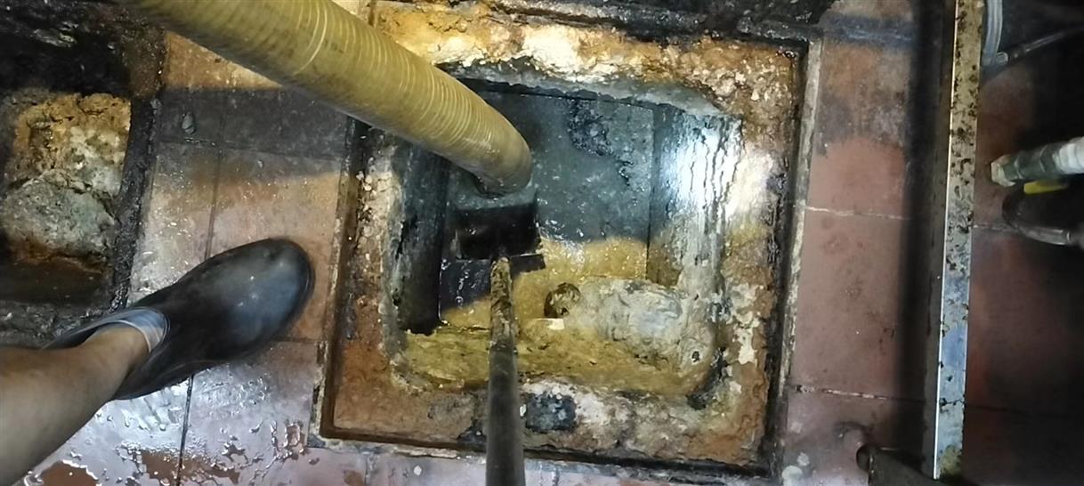 石台污水池清理一般都有毒气，怎么预防中毒呢？