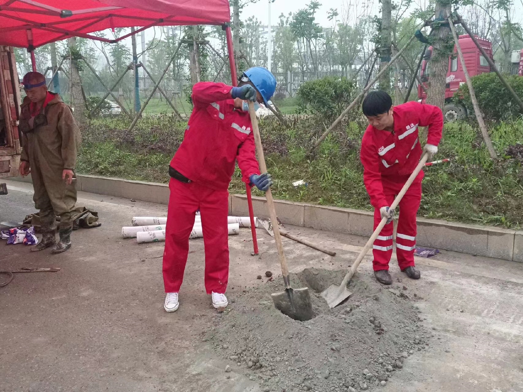 石台管道疏通哪家好】及时进行市政管道清淤